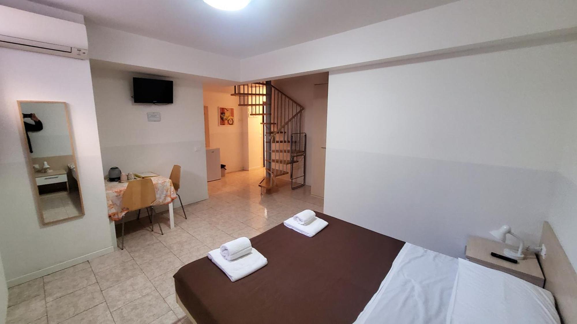 Hb Bonomelli 15 Hotel Бергамо Екстериор снимка