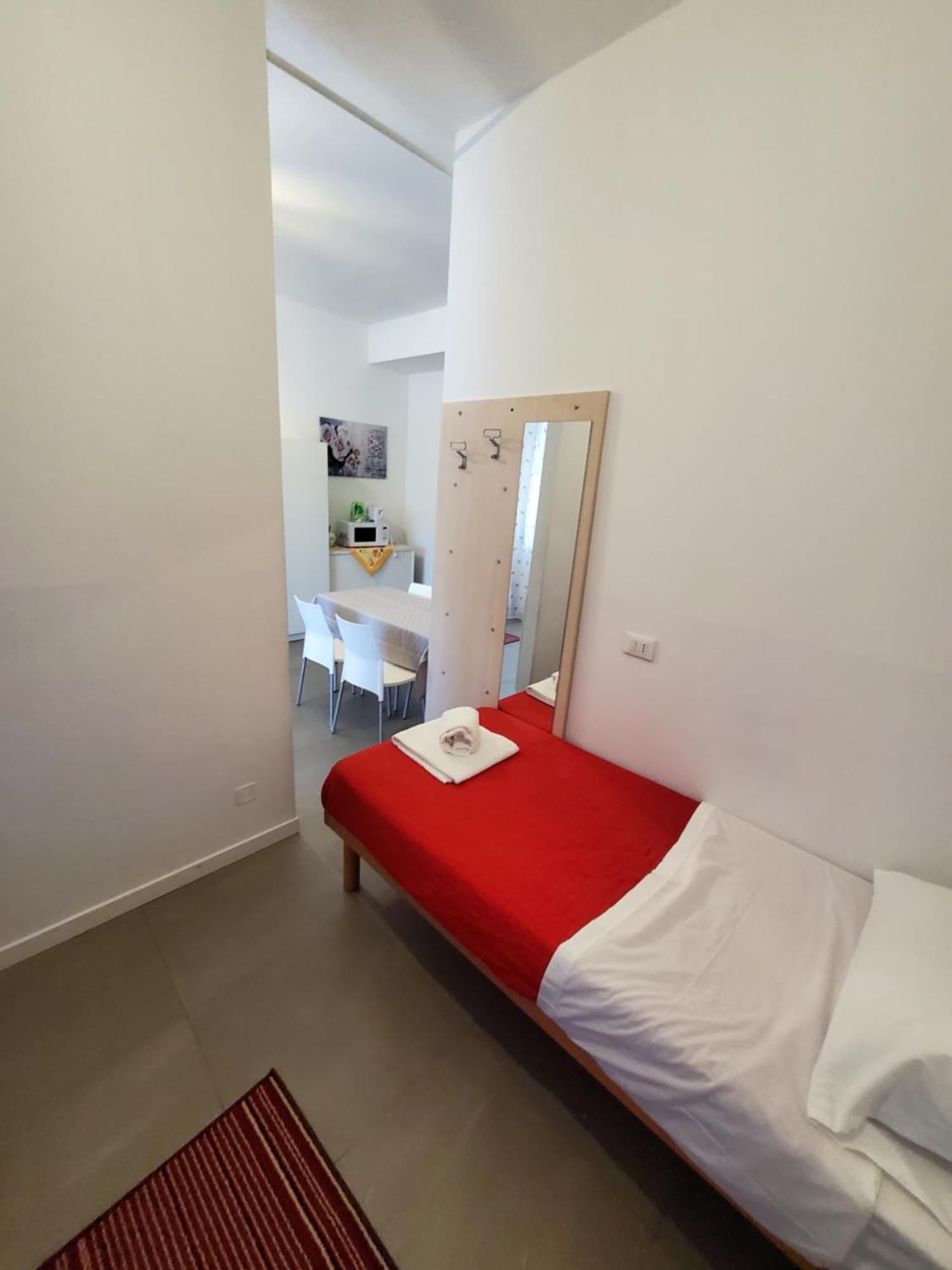 Hb Bonomelli 15 Hotel Бергамо Екстериор снимка